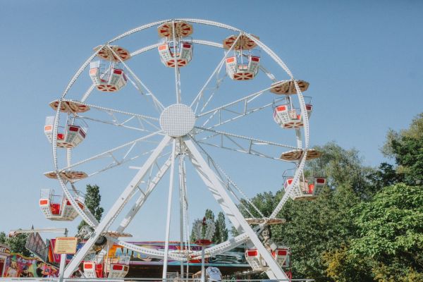 Découvrez les attractions incontournables de la fête foraine !